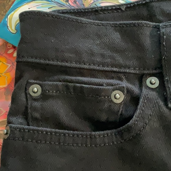 Levi Strauss Skinny Jeans - Picture 5 of 5